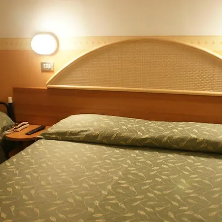 מלון Verudella 2*